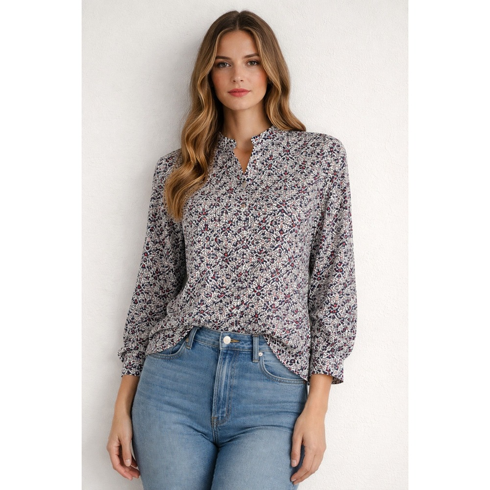Talbots Medallion Ornamental Tencel Button Blouse Preppy‎ Academia Office Luxury
